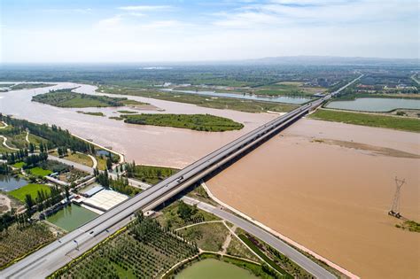 黄河两岸是我家高清大图瞰中宁黄河公路大桥 宁夏新闻网