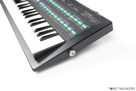 Yamaha DX100 For Sale – Tone Tweakers Inc.