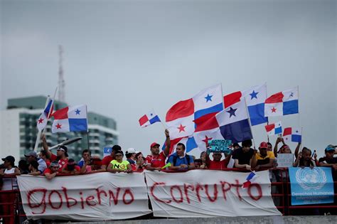 Por qué hay masivas protestas en Panamá contra un contrato minero Acá