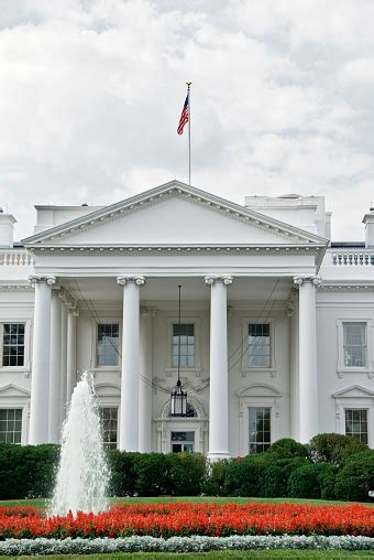 White House Front Entrance Stock Photo - Download Image Now - White ...