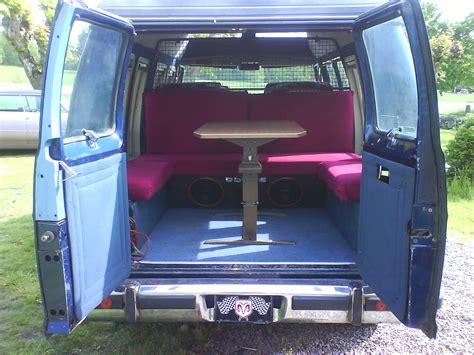 1991 Dodge Ram Van Vins Configurations Msrp And Specs Autodetective