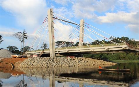 Three Cable-Stayed Road Bridges in Oyala