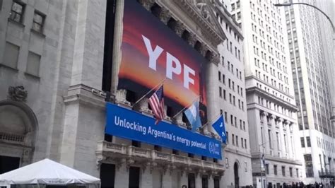 YPF celebró sus 30 años en Wall Street y confirmó una inversión de USD