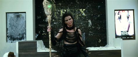 Naked Elizabeth Banks In Power Rangers