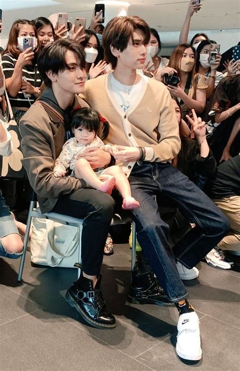 Pin By Hunny On Joongdunk Gmmtv Actors Actors Cute Gay Couples