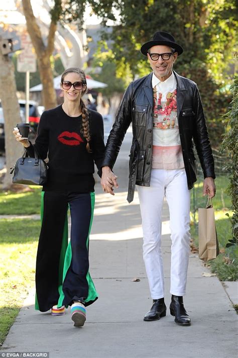 Jeff Goldblum Holds Hands With Wife Emilie In Los Angeles Daily Mail