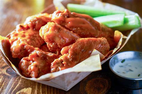 Classic Buffalo Wings Recipe Leite S Culinaria