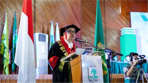 Unand Gelar Wisuda Luring Kedua Setelah Pandemi Covid Melandai