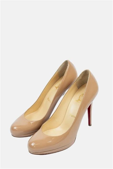 Sapato Christian Louboutin New Simple Pump Nude Rehabita Brech