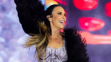 Ivete Sangalo Reflete Sobre Etarismo Ter 51 Anos E Ter Esse Pique