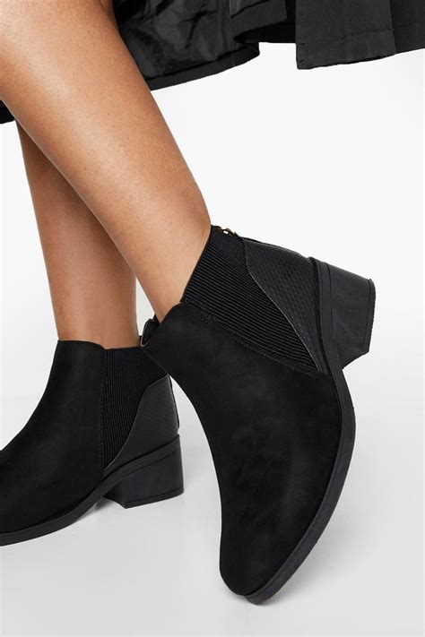 Wide Fit Back Detail Chelsea Boots Boohoo Uk