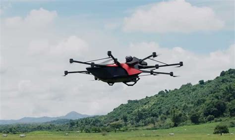 Man Creates Flying Car Based On Drone Technology | eTeknix