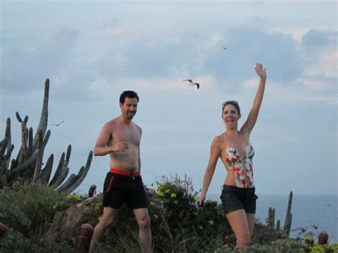 Hot Sexy Nicki Clyne Bikini Pics