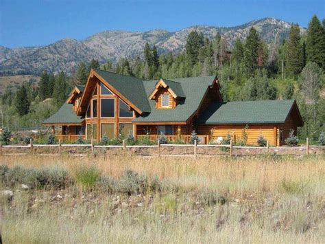 Wyoming Log Homes | Yellowstone Log Homes