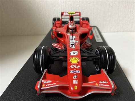 Yahooオークション ホットウィール 118フェラーリ F2007 1 キミ