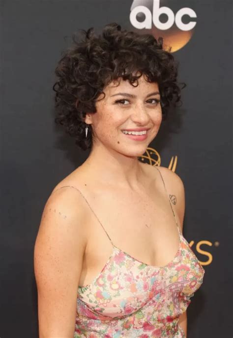 Alia Shawkat Hot And Sexy Bikini Pictures Inbloon