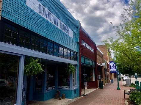 Historic Downtown Toccoa | Explore Georgia