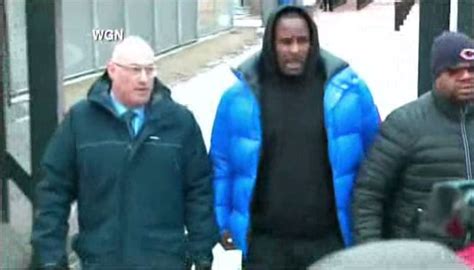 R Kelly Leaves Jail After Posting 100k In Sex Abuse Case Wsvn 7news Miami News Weather