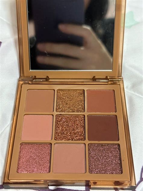 Huda Beauty Nude Medium Eyeshadow Palette Beauty Personal Care Face Makeup On Carousell