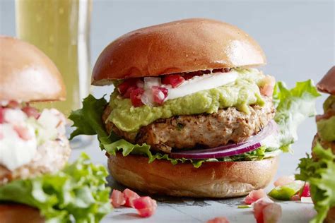 Cheddar Jalapeno Chicken Burger with Guacamole - Karinokada