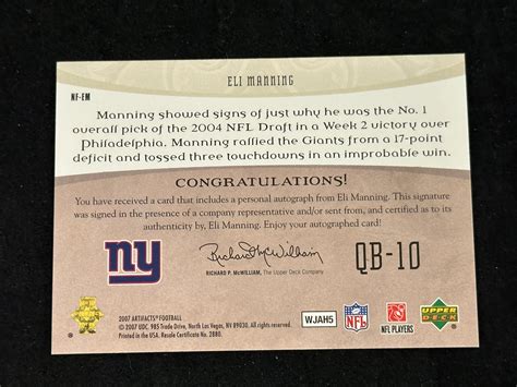 Lot 2007 Upper Deck NFL Artifacts Auto Eli Manning