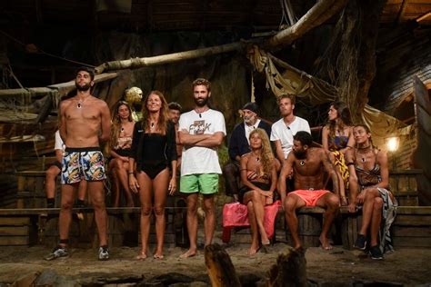 Isola Dei Famosi Ex Naufraga Parla Di Bullismo E Difende Una