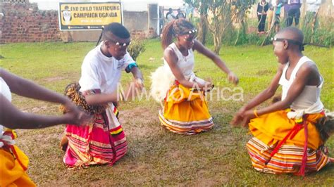 Traditional Kiganda Dance Maganda Dance African Traditional Dances In