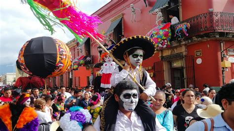 Realizan Comparsa Infantil Por D A De Muertos En Oaxaca