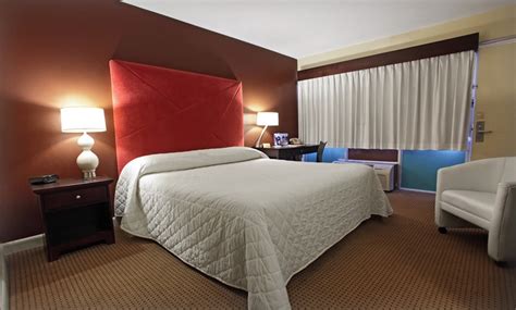 The Thunderbird Inn in - Savannah, GA | Groupon Getaways