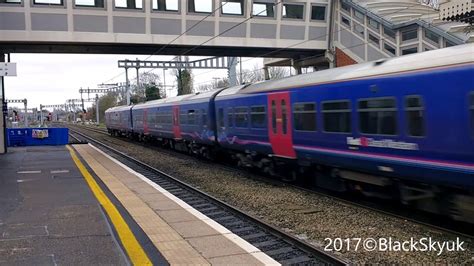 Gwr Class 166 Passing Through Slough Fast Youtube