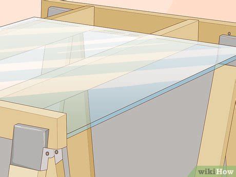 3 Ways to Cut Polycarbonate - wikiHow