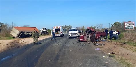 Tr Gico Choque Entre Un Cami N Y Una Camioneta En Ruta Un Muerto Y