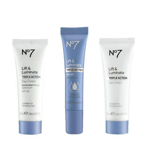 No7 Lift And Luminate Triple Action Trial Set