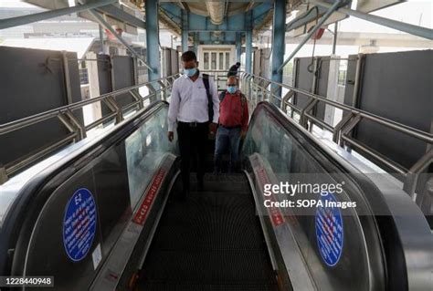 72 Mayur Vihar Metro Station Photos & High Res Pictures - Getty Images