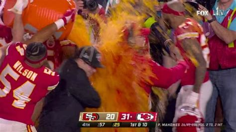 Big Red Andy Reid Gets Big Gatorade Bath As Chiefs Run Out The Clock