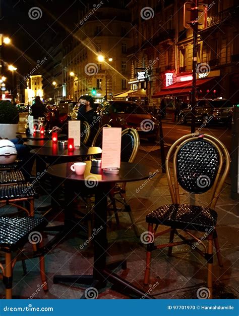 Cafe editorial image. Image of night, cafe, parisien - 97701970