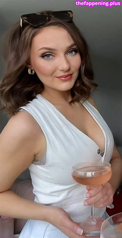 Scottish TV Presenter Sophie Wallace Stv Sophie Nude OnlyFans Photo The Fappening Plus