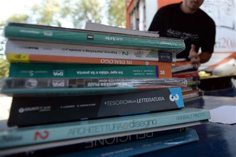 Scuola Arrivano I Buoni Libro E Ci Sono Delle Sorprese