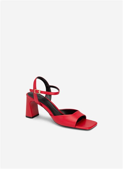 Classic Strap Block Heel Sandals Pum 0752 Red Vascara