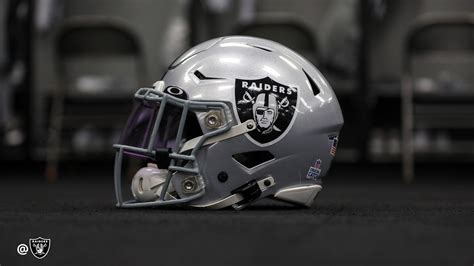 Raiders Helmet Wallpaper