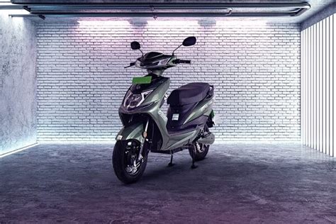 Okaya Ev Drops Prices Across E Scooter Range For August Bookings Begin