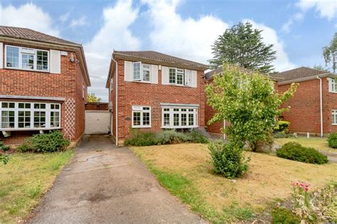 4 Bed Link Detached House For Sale In Courthouse Road Maidenhead