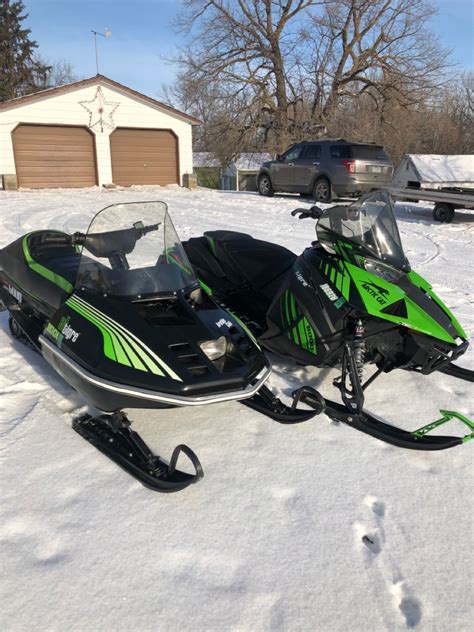 Pin By Rich On Arctic Cat Vintage Sled Snowmobile Cool Cats