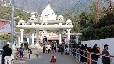 VAISHNO DEVI BY HELICOPTER - Moksha Routes