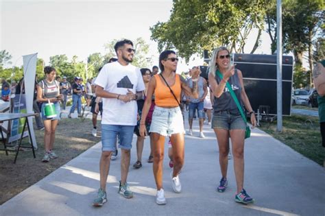 Verano En La Ribera Mayra Mendoza Junto A Miles De Vecinos Disfrutaron