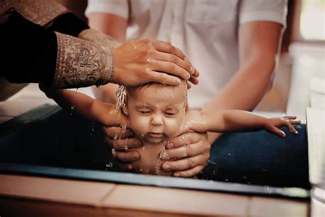 How Should Baptism Be Performed: By Full Immersion or by Sprinkling? | Church Blog