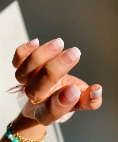 Nail Arts Minimalistas E Sofisticadas Que V O Dominar As Unhas Nos