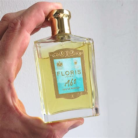 1962 Floris perfume - a fragrance for women and men 2016