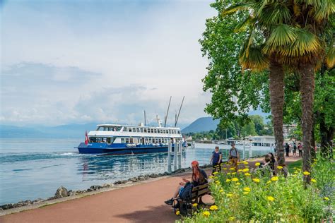 Promenade sur les quais dEvian Evian Tourisme congrès