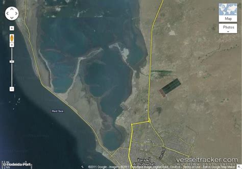 Hodeidah Port Photo from saqrtehama - vesseltracker.com